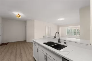 Photo #6: O6310092 Listing