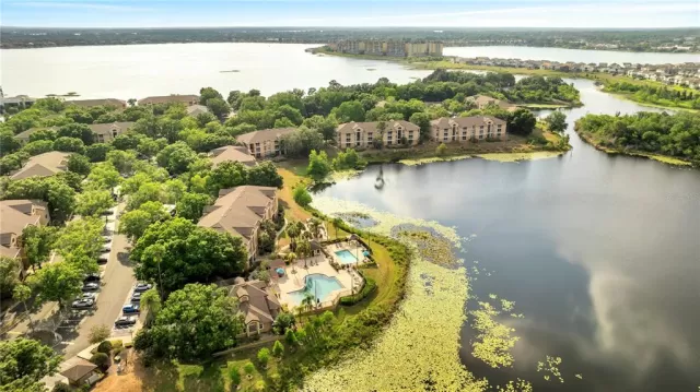 MLS: O6310099 Condo For Sale