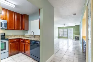Photo #6: O6310520 Listing