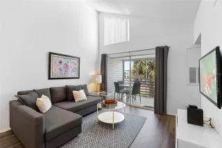 Photo #6: O6310597 Listing