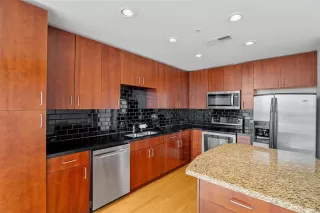 Photo #5: O6310613 Listing 