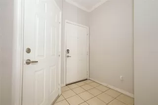 Photo #2: O6310828 Listing