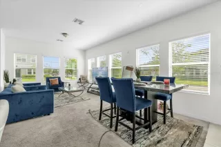 Photo #5: O6311029 Listing