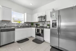 Photo #6: O6311029 Listing