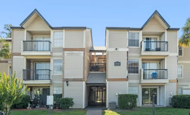 MLS: O6311081 Condo For Sale