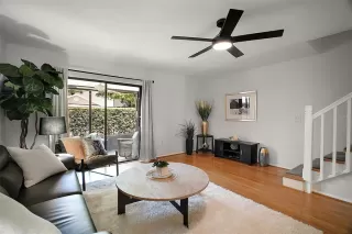 Photo #5: O6311365 Listing