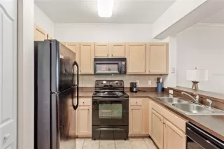 Photo #6: O6311367 Listing 