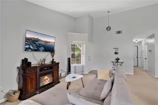 Photo #6: O6311449 Listing