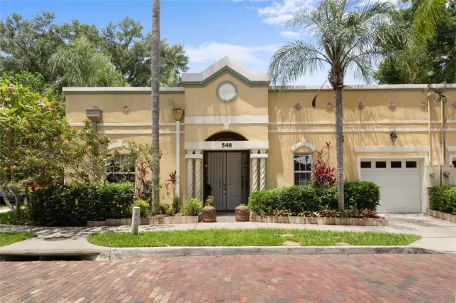 MLS: O6311719 Condo For Sale