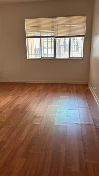 Photo #6: O6311879 Listing