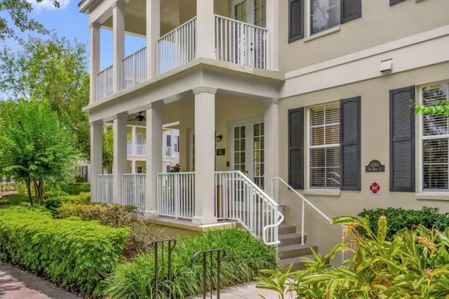 MLS: O6311913 Condo For Sale