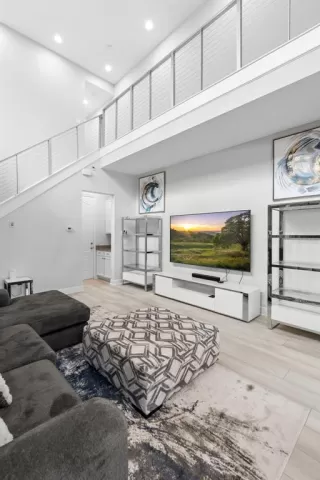 Photo #5: O6312519 Listing