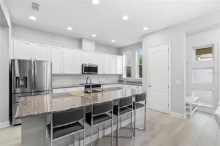 Photo #6: O6312519 Listing