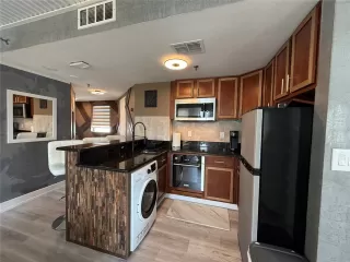 Photo #3: O6312564 Listing