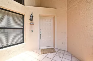 Photo #3: O6312766 Listing