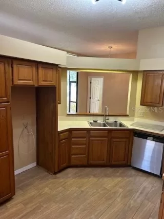 Photo #6: O6313040 Listing 