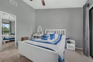 Photo #4: O6313777 Listing