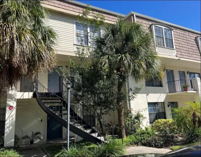 MLS: O6314309 Condo For Sale