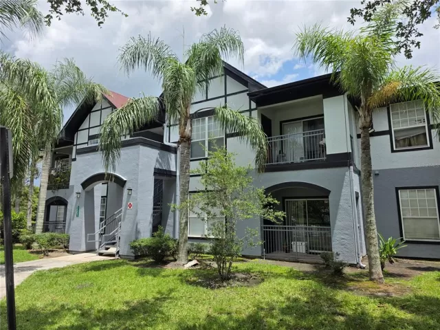 MLS: O6314631 Condo For Sale