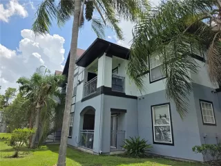 Photo #4: O6314631 Listing