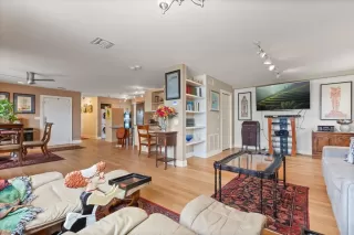 Photo #3: O6314915 Listing