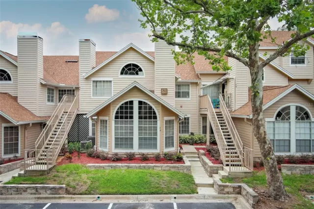 MLS: O6315468 Condo For Sale