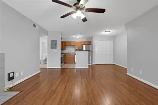 Photo #5: O6315623 Listing