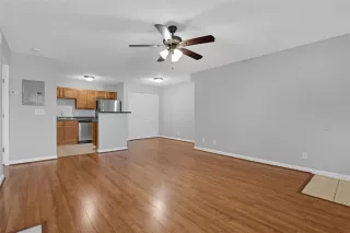 Photo #6: O6315623 Listing