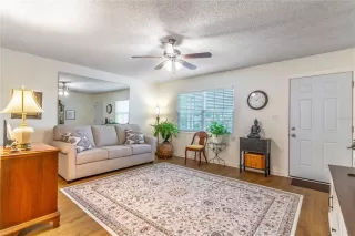 Photo #6: O6315656 Listing