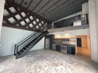 Photo #6: O6315690 Listing