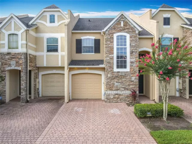 MLS: O6315886 Condo For Sale
