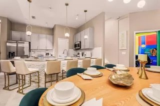 Photo #5: O6315902 Listing