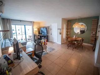 Photo #5: O6315954 Listing