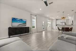 Photo #4: O6316078 Listing