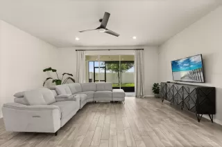 Photo #6: O6316078 Listing