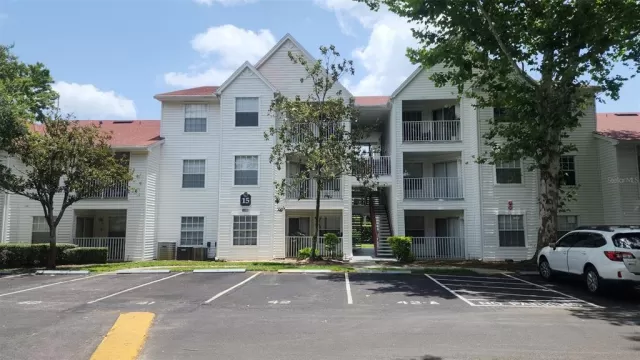 MLS: O6316189 Condo For Sale