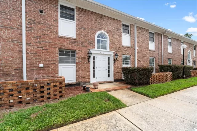 MLS: O6316497 Condo For Sale