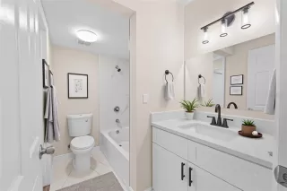 Photo #4: O6316497 Listing