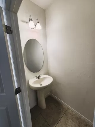 Photo #5: O6316512 Listing