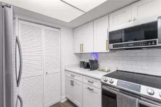 Photo #6: O6316618 Listing 