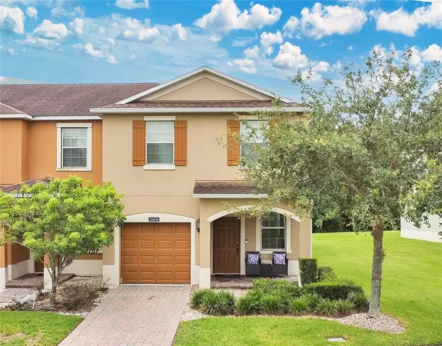 MLS: O6317061 Condo For Sale