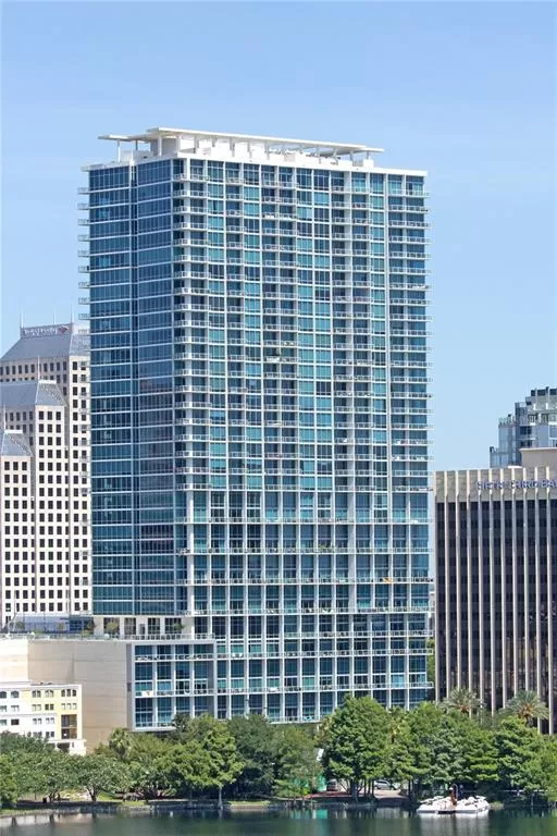 MLS: O6317086 Condo For Sale