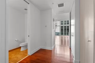 Photo #5: O6317086 Listing