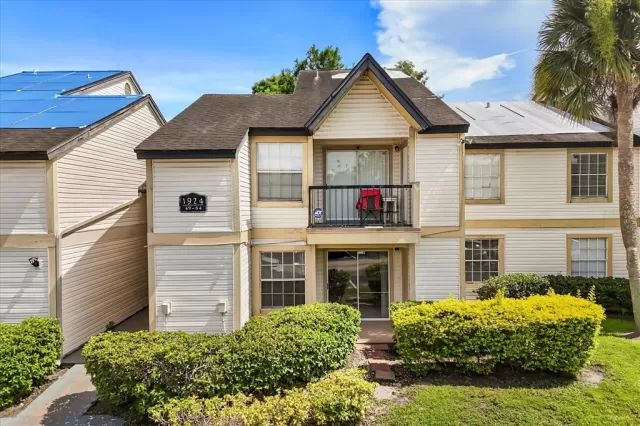 MLS: O6317383 Condo For Sale