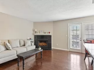 Photo #3: O6317457 Listing