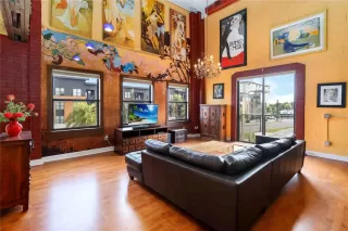 Photo #2: O6317611 Listing