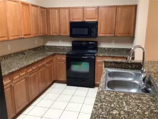 Photo #5: O6317661 Listing 