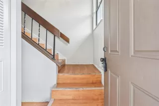 Photo #3: O6317681 Listing