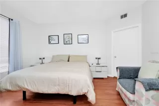 Photo #2: O6317844 Listing