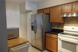 Photo #4: O6318041 Listing